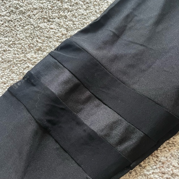 Shein Black Leggings w/Mesh - Picture 3 of 5